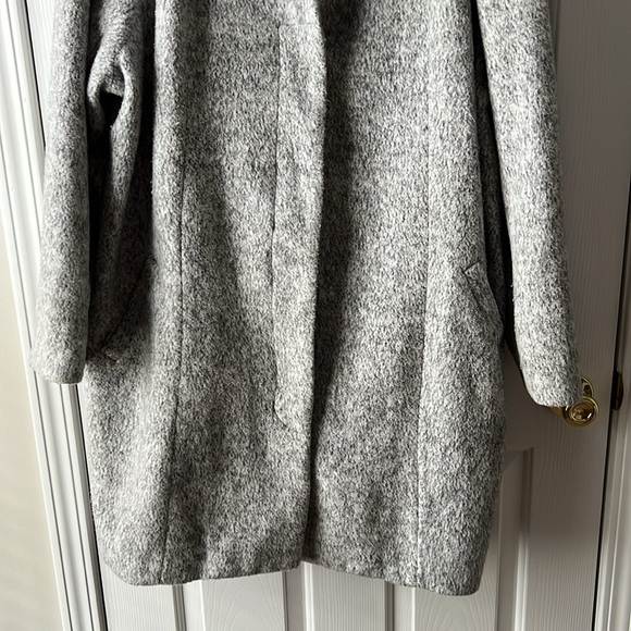 Torrid Marled Light Grey Hacci Funnel Neck Coat size 4 - Picture 6 of 12